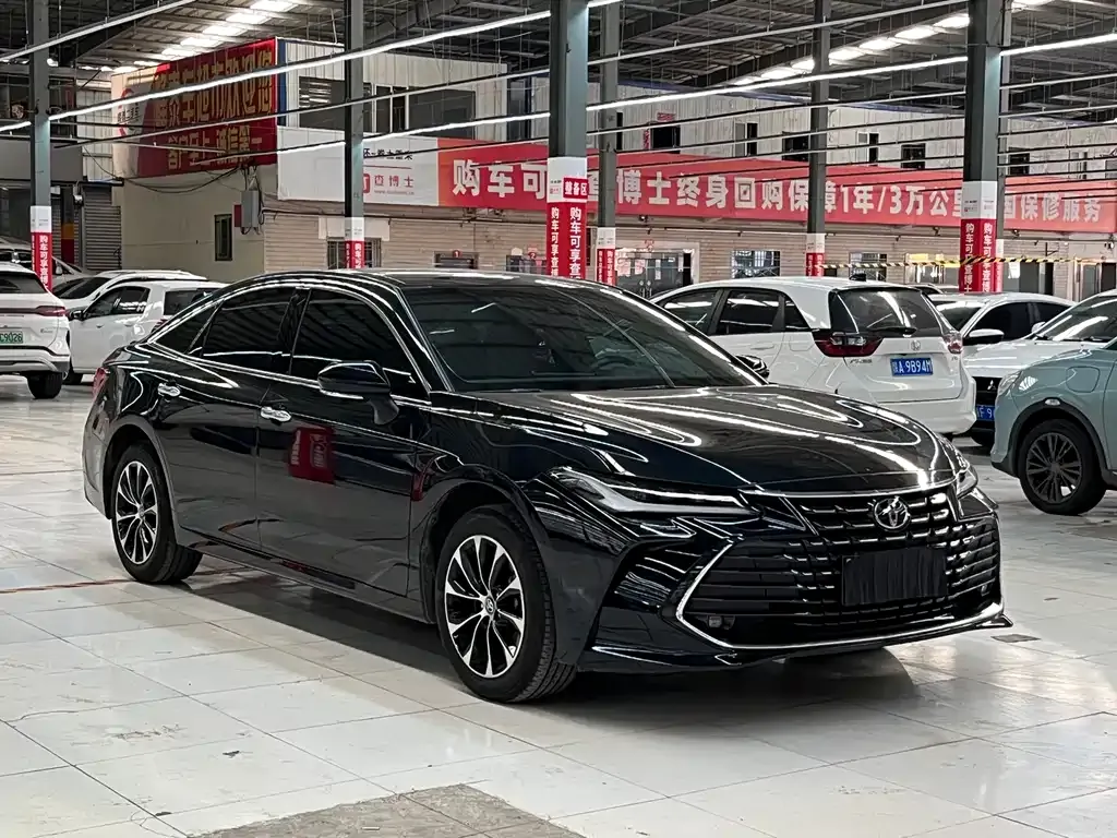Toyota Avalon — фото 7