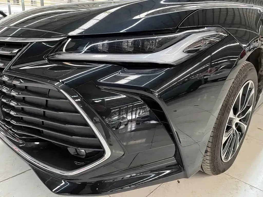 Toyota Avalon — фото 10