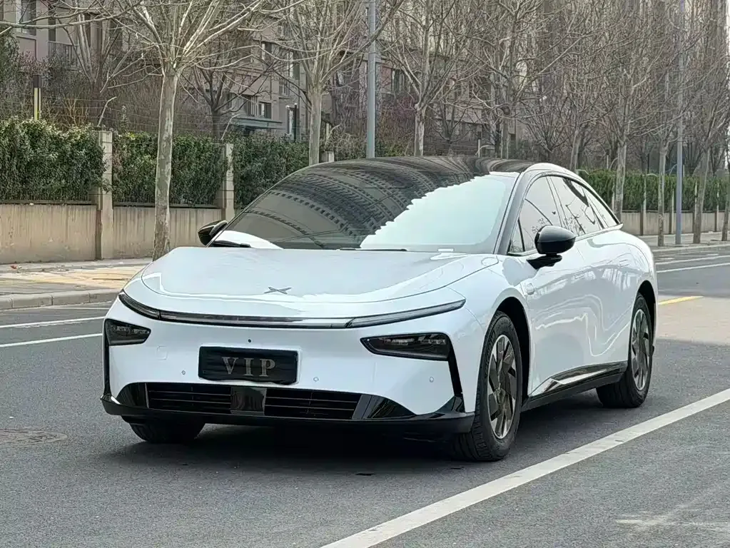 XPeng P7+ — фото 10