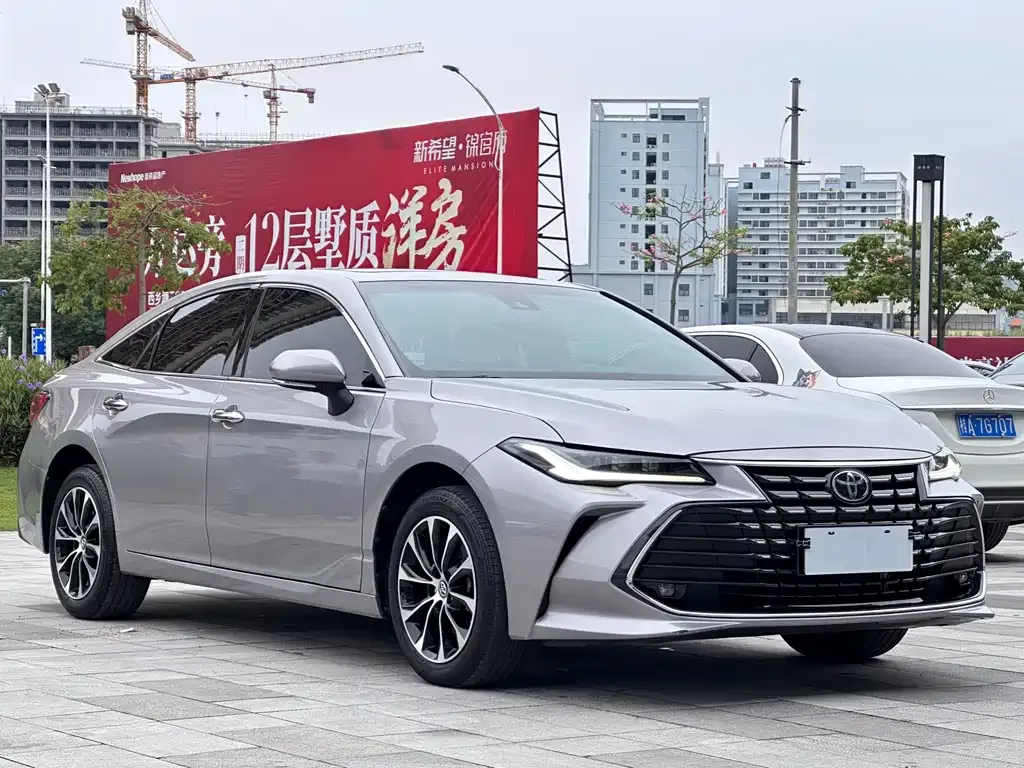 Toyota Avalon 2023 из CN, фото 3