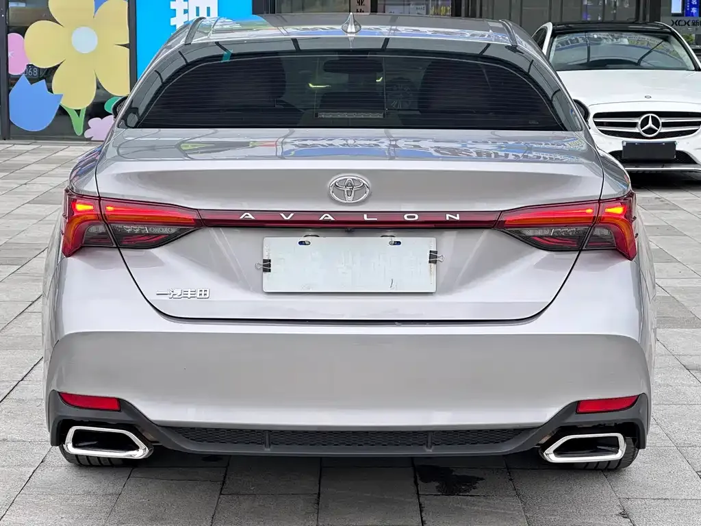 Toyota Avalon 2023 из CN, фото 9