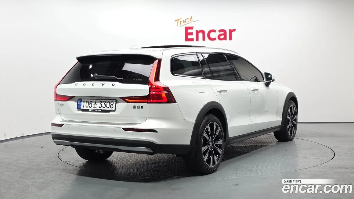 Volvo V60 2025 из KR, фото 6