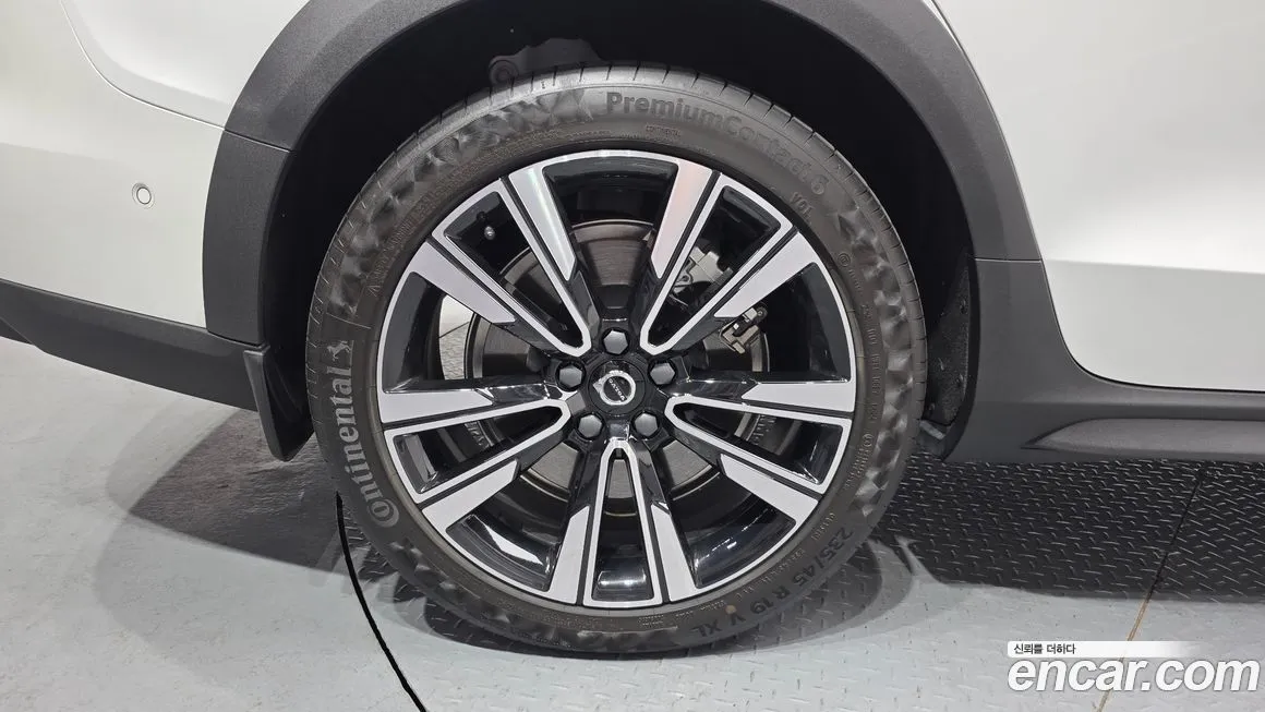 Volvo V60 2025 из KR, фото 3