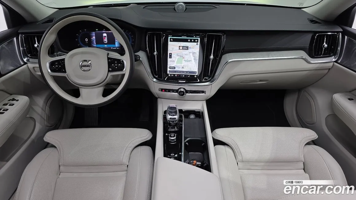 Volvo V60 2025 из KR, фото 10