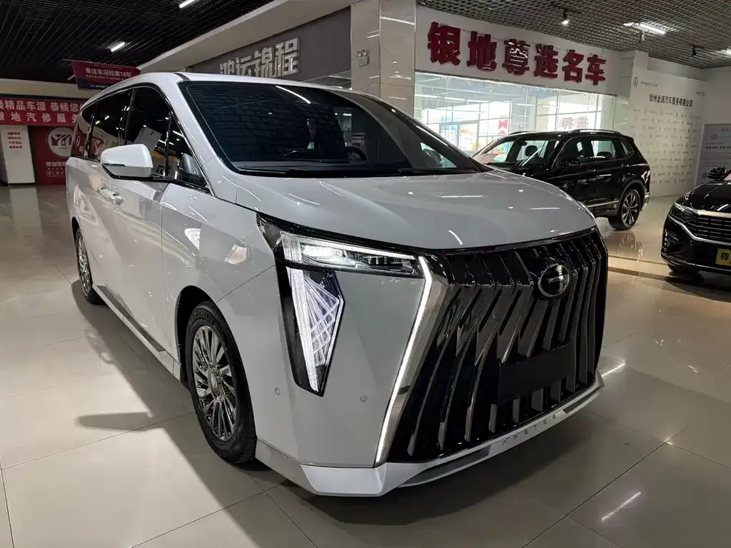 GAC Motor Trumpchi M8 — фото 8