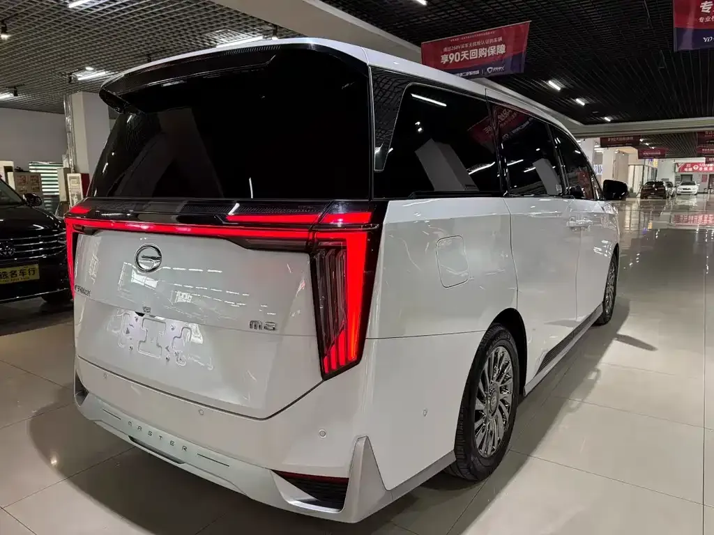 GAC Motor Trumpchi M8 — фото 9