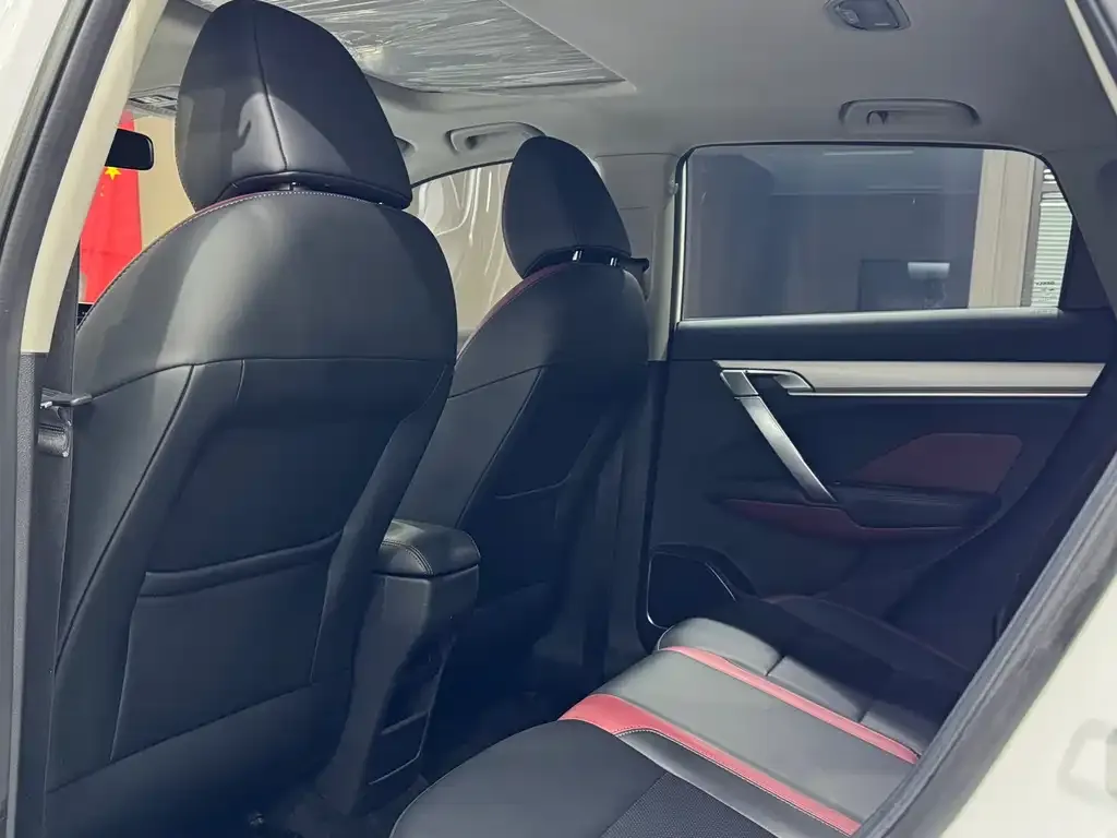 Geely Binyue 2022 из CN, фото 2
