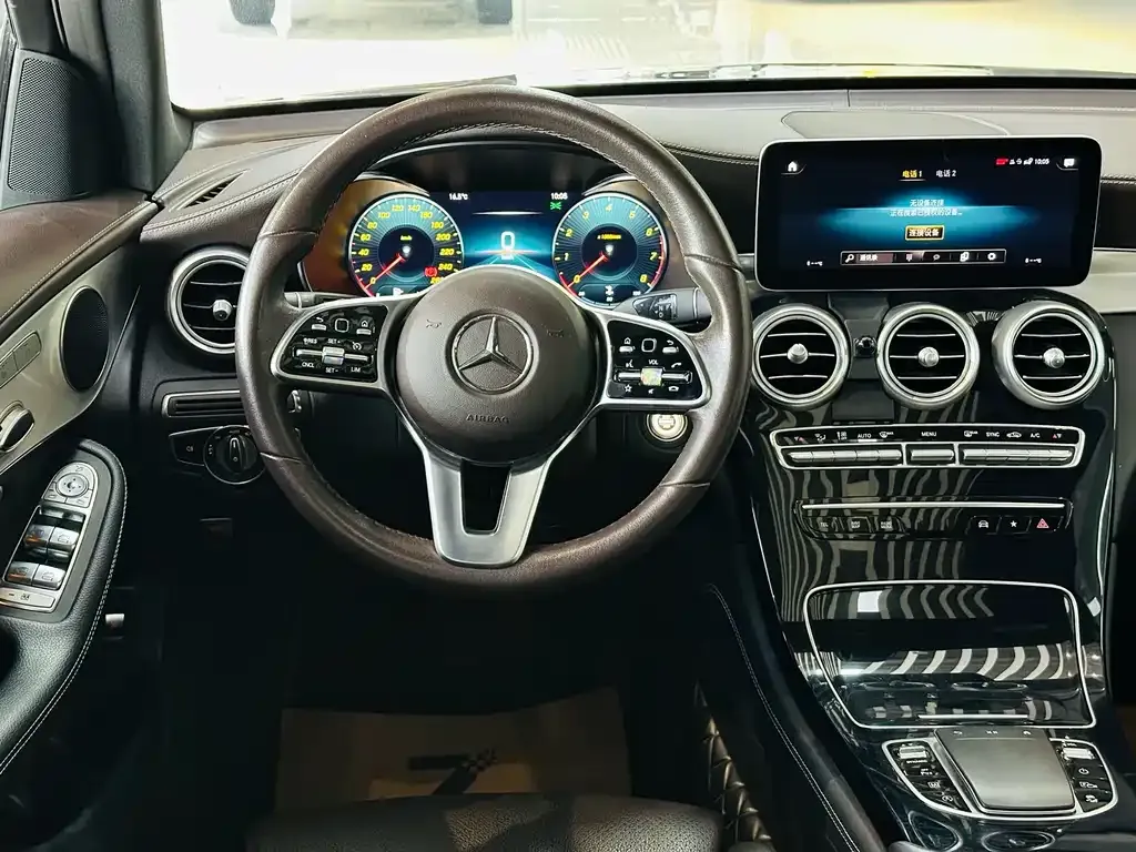 Mercedes-Benz GLC — фото 5