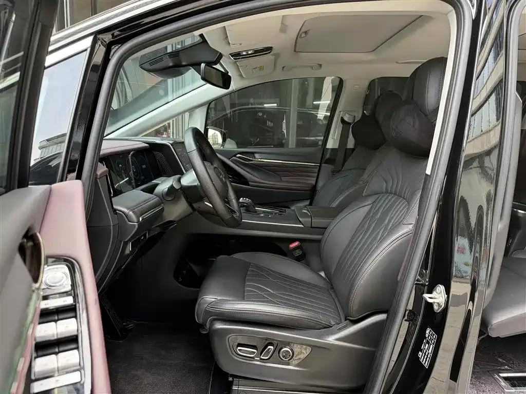 GAC Motor Trumpchi M8 — фото 2