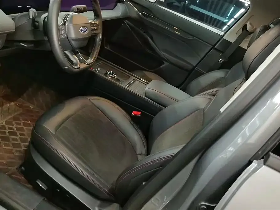 Ford Mondeo 2024 из CN, фото 10