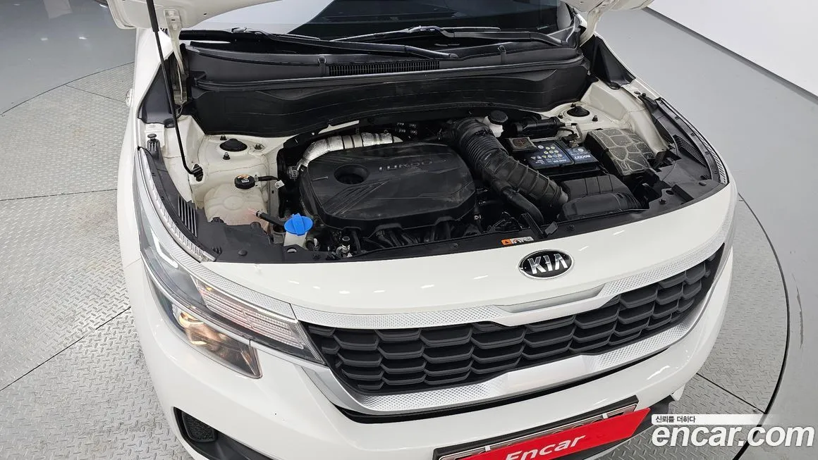 Kia Seltos 2022 из KR, фото 2