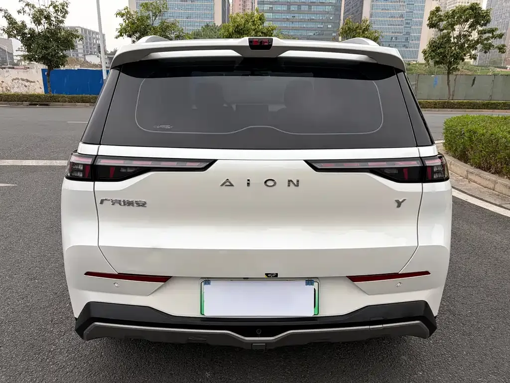 Aion Y — фото 5