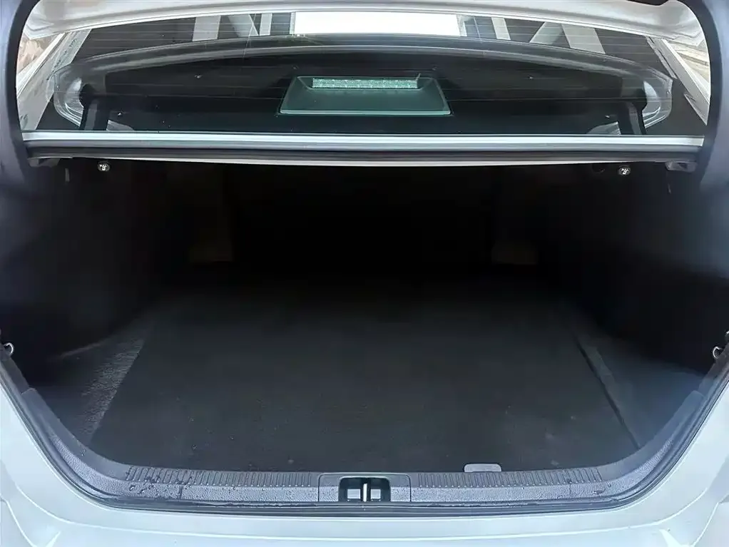 Toyota Camry 2024 из CN, фото 2