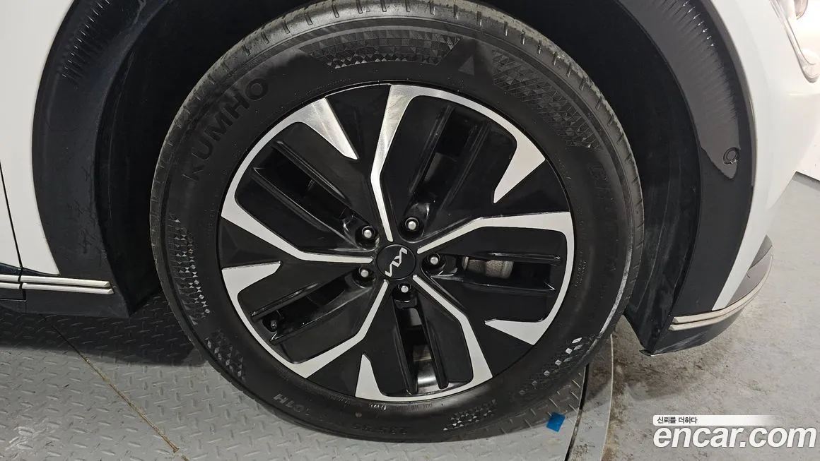 Kia EV6 2022 из KR, фото 8