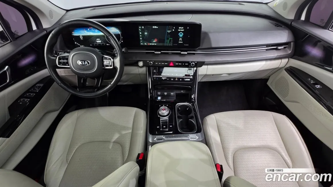 Kia Carnival — фото 10