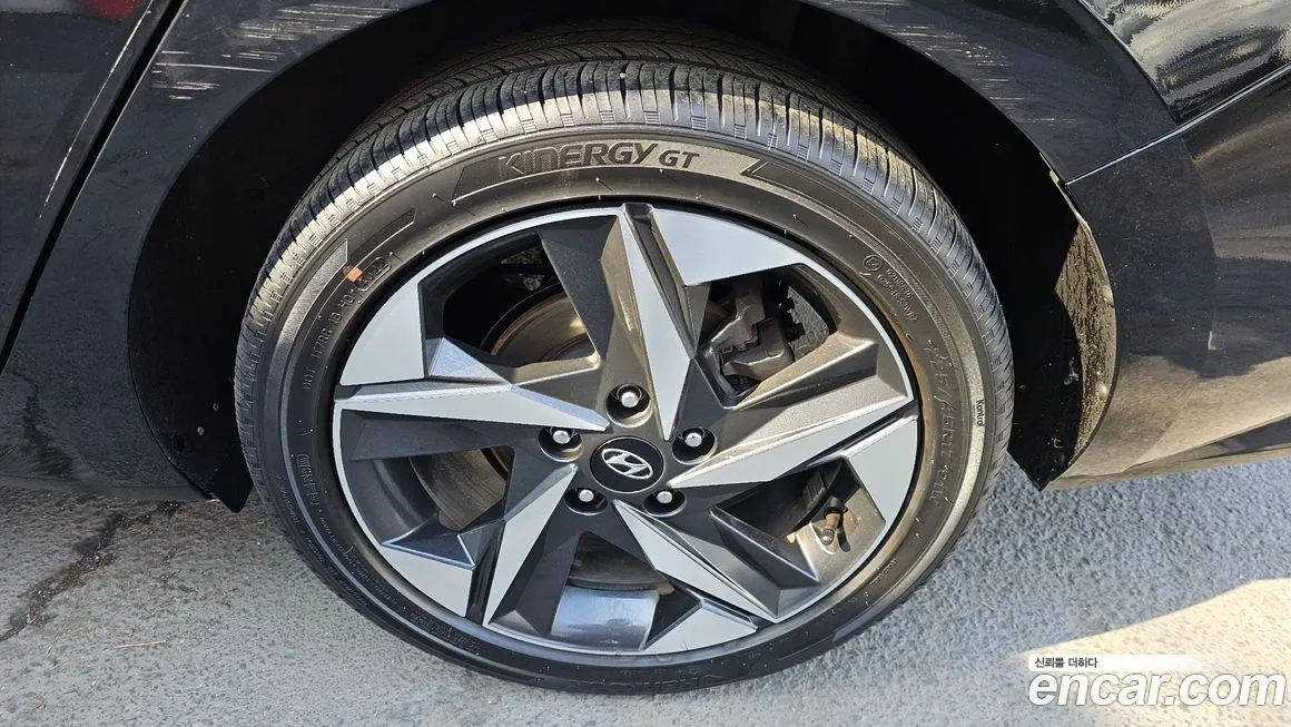 Hyundai AVANTE — фото 5