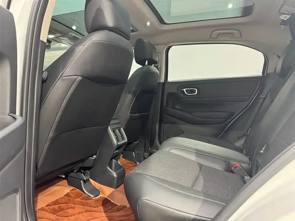 Honda Vezel 2024 из CN, фото 7