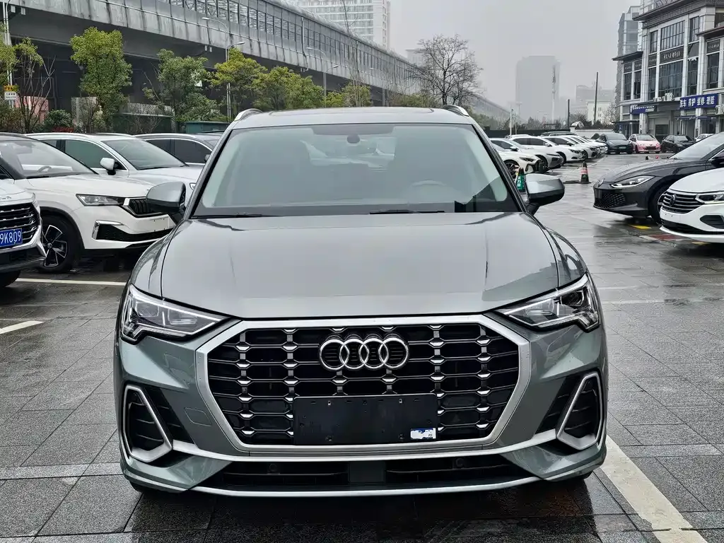 Audi Q3 — фото 4