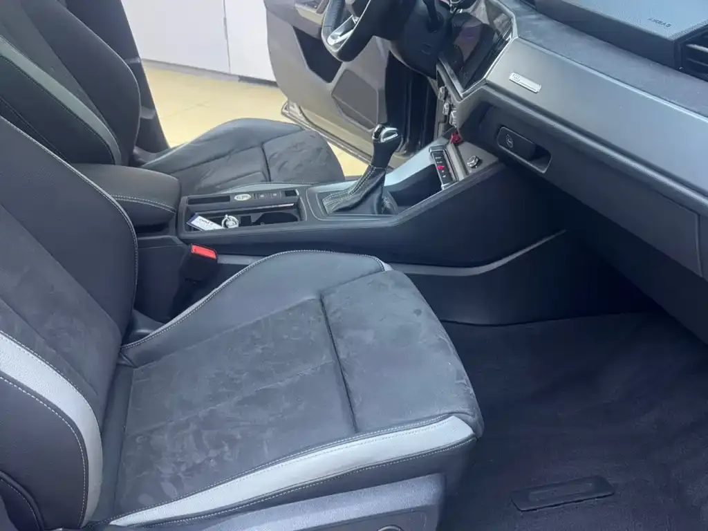 Audi Q3 2022 из CN, фото 9