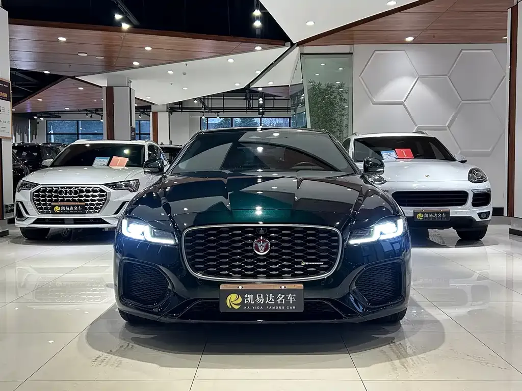 Jaguar XFL — фото 6