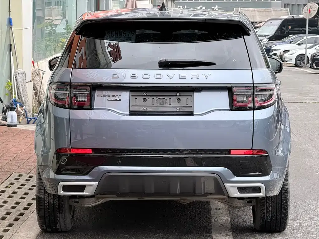 Land Rover Discovery Sport — фото 9