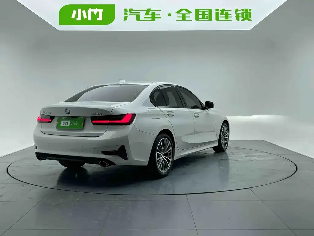 BMW 3 Series 2022 из CN, фото 6
