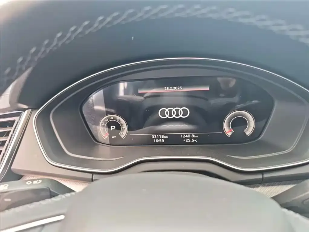 Audi Q5L 2022 из CN, фото 2