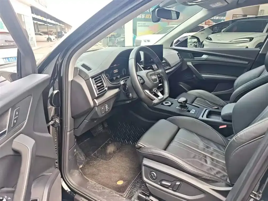 Audi Q5L 2022 из CN, фото 6