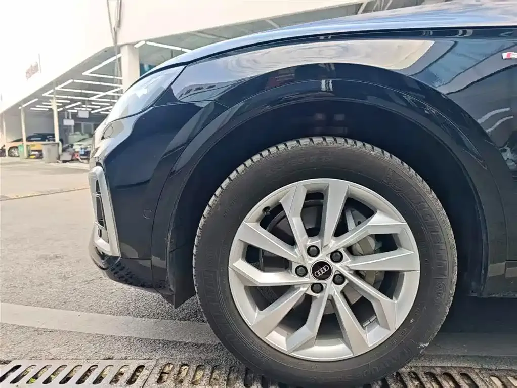 Audi Q5L 2022 из CN, фото 7
