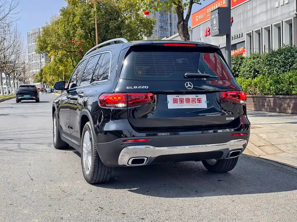 Mercedes-Benz GLB 2023 из CN, фото 8
