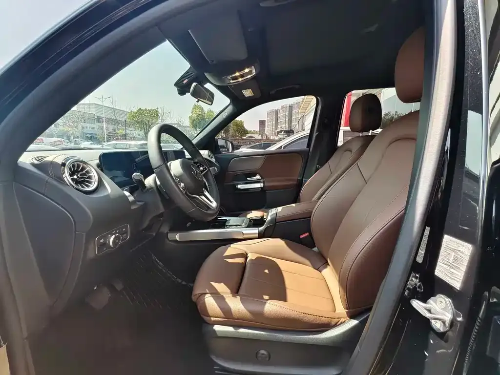 Mercedes-Benz GLB 2023 из CN, фото 7