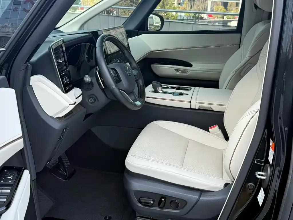 Lexus LM 2024 из CN, фото 2