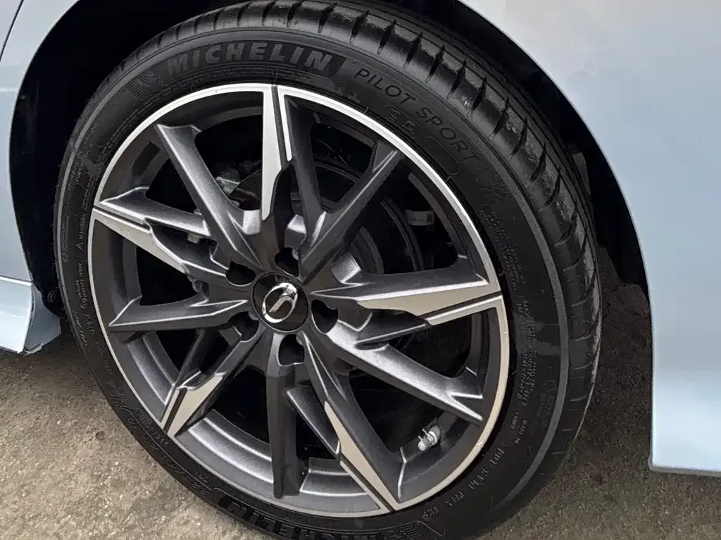 GAC Motor Shadow Leopard — фото 9