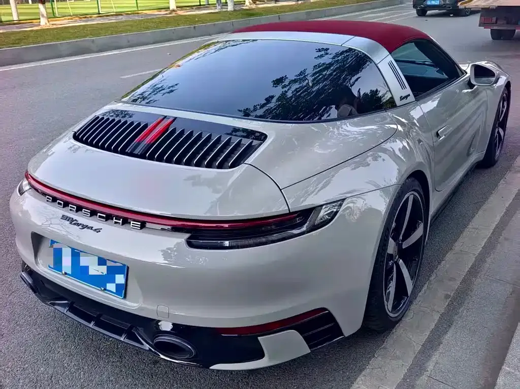 Porsche 911 — фото 7