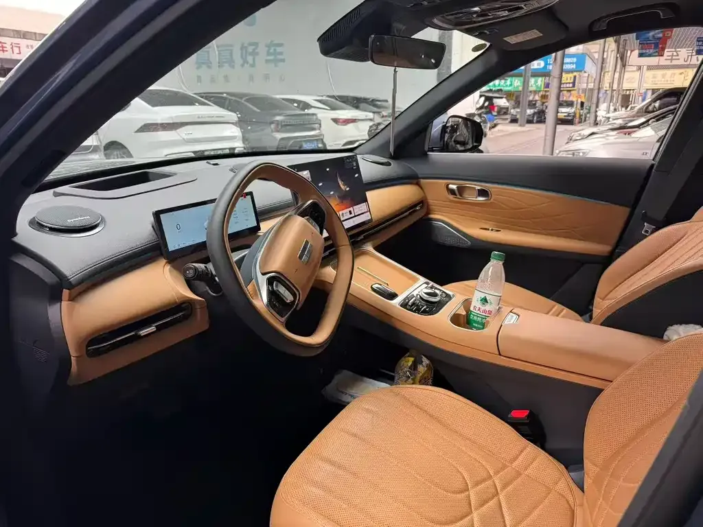 Geely 银河星舰7 2025 из CN, фото 9