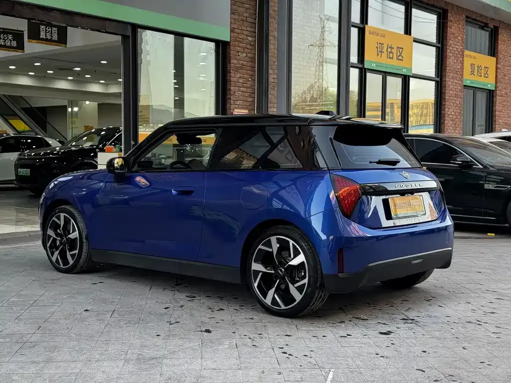 MINI Cooper EV 2025 из CN, фото 2