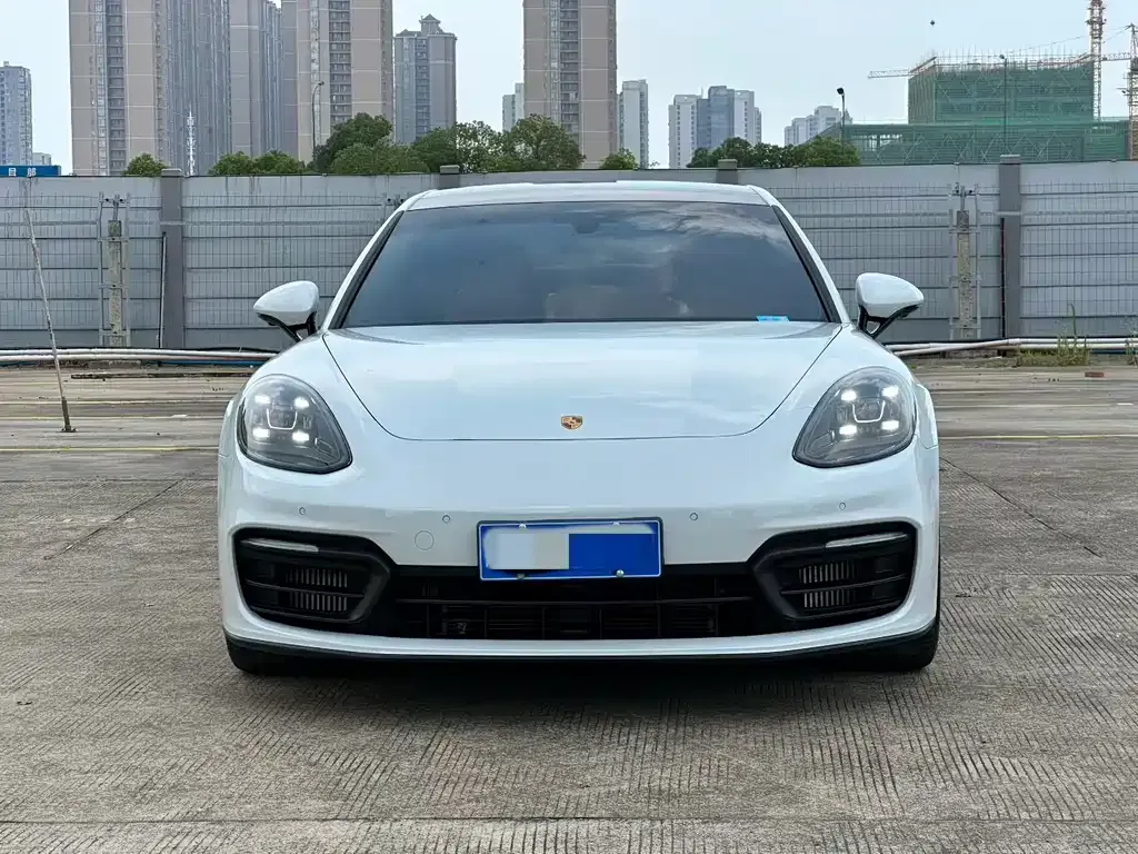 Porsche Panamera — фото 4