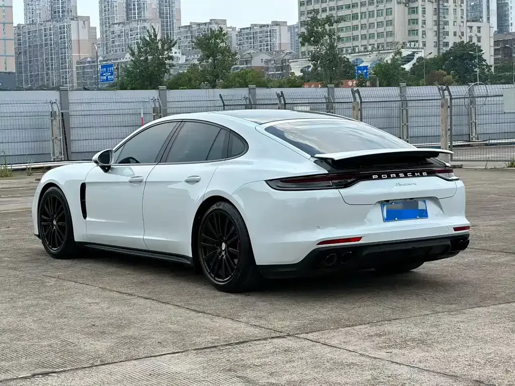Porsche Panamera — фото 9