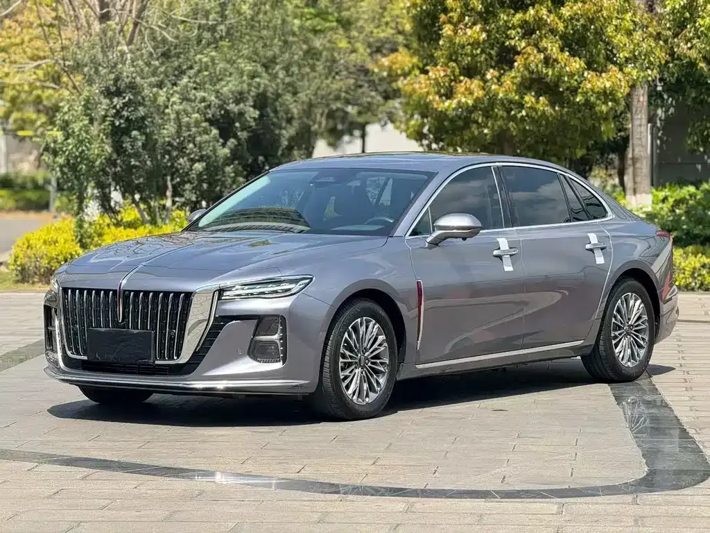 Hongqi H5 — фото 1
