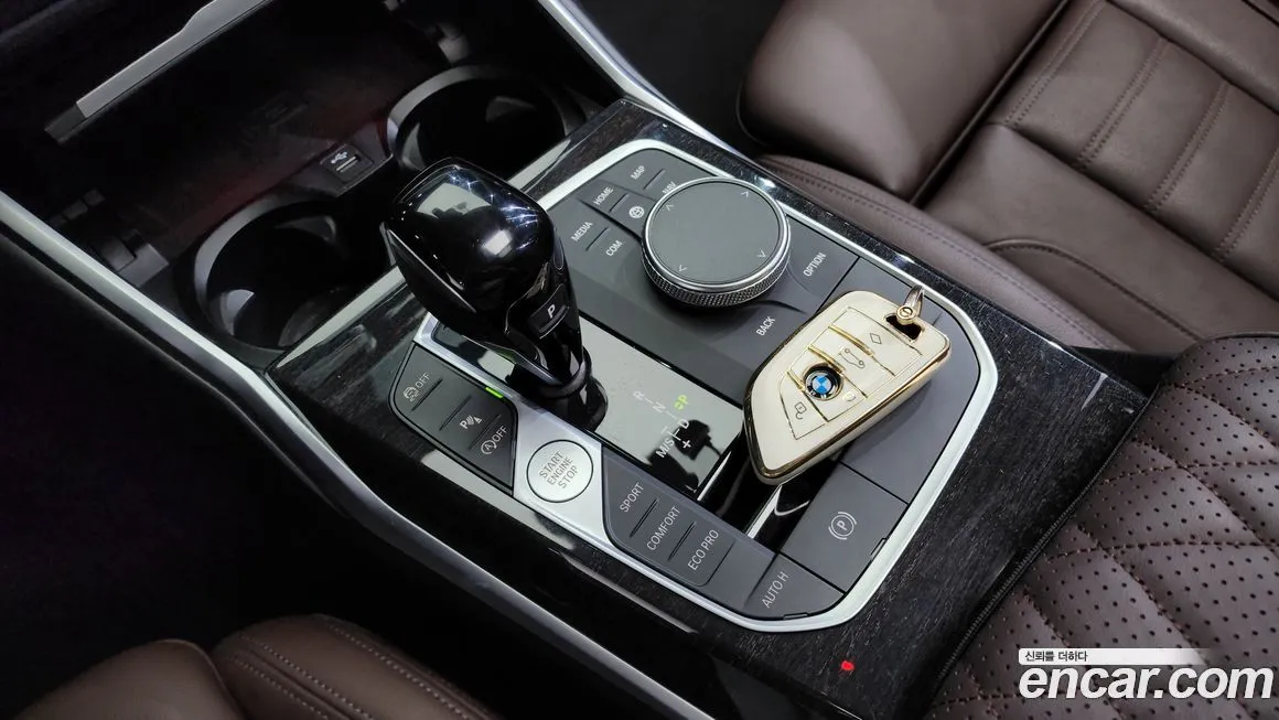 BMW 3-Series 2022 из KR, фото 4