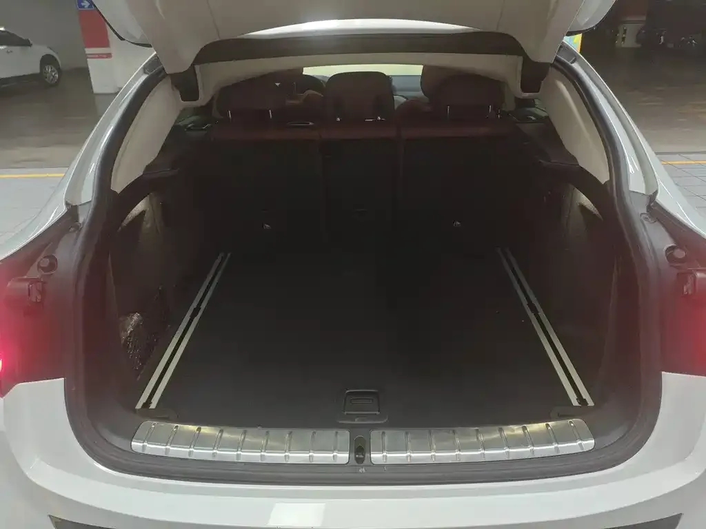 BMW X4 2025 из CN, фото 3