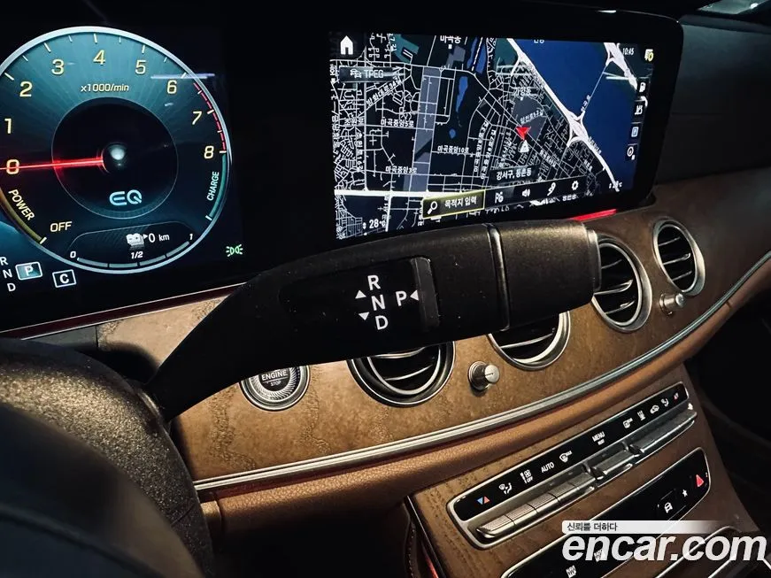 Mercedes-Benz E-Class 2021 из KR, фото 8
