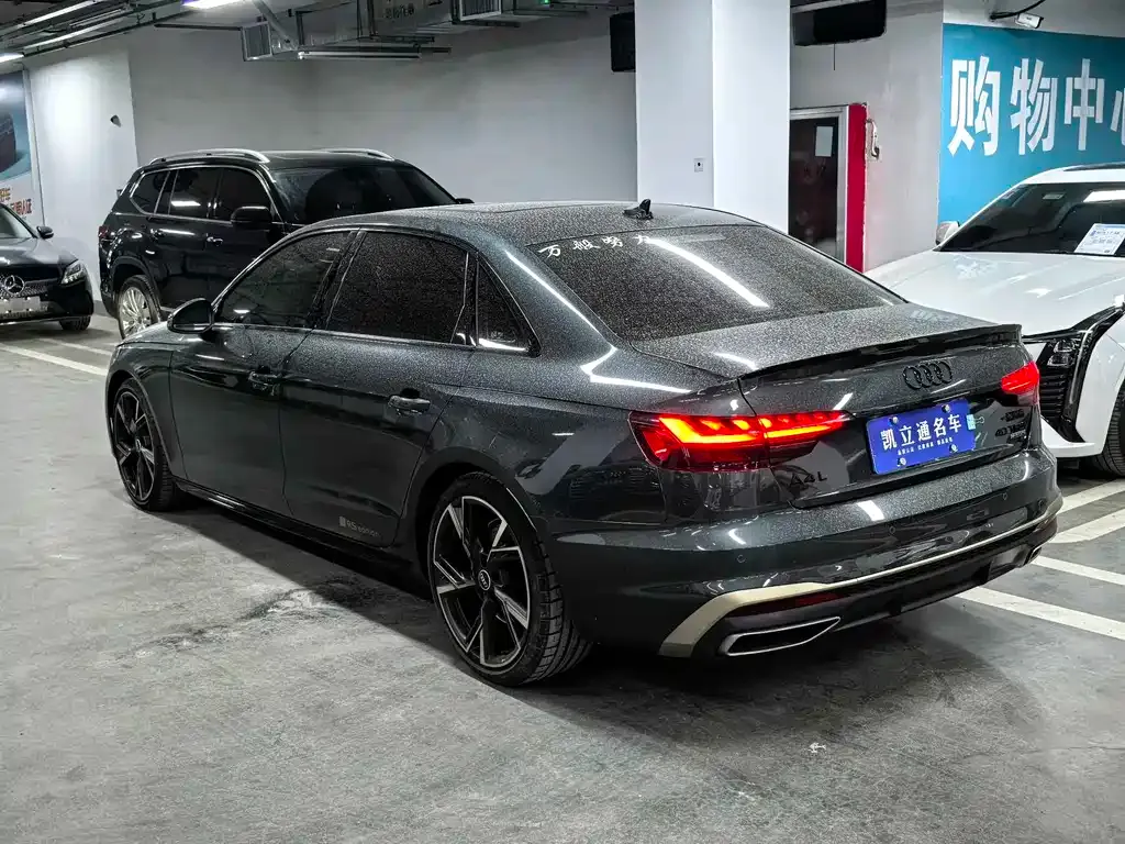 Audi A4L 2024 из CN, фото 4