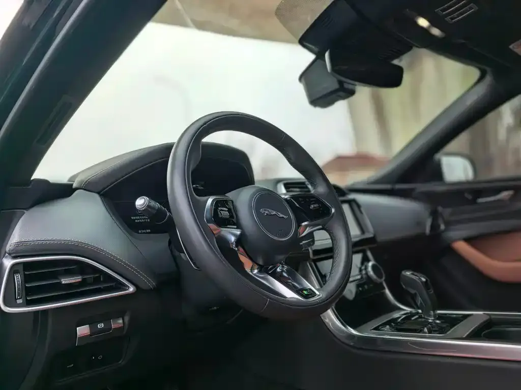 Jaguar XEL 2022 из CN, фото 2