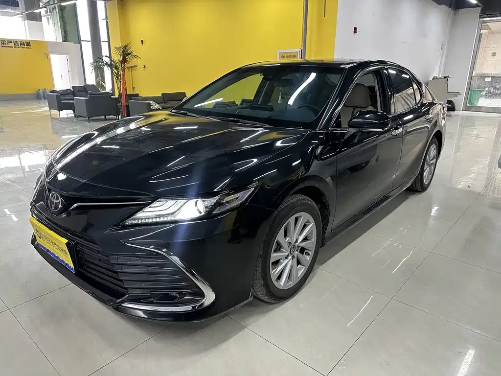 Toyota Camry 2022 из CN, фото 1