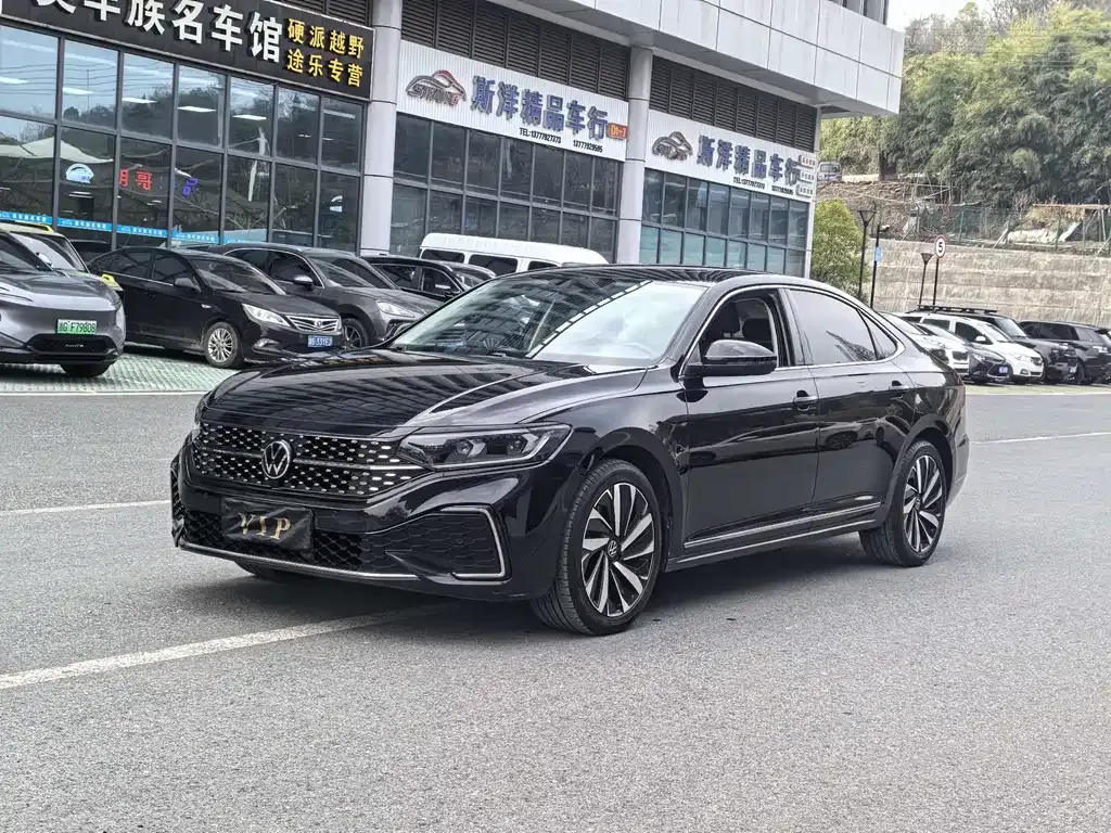 Volkswagen Passat 2021 из CN, фото 1