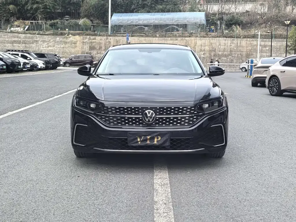 Volkswagen Passat 2021 из CN, фото 3
