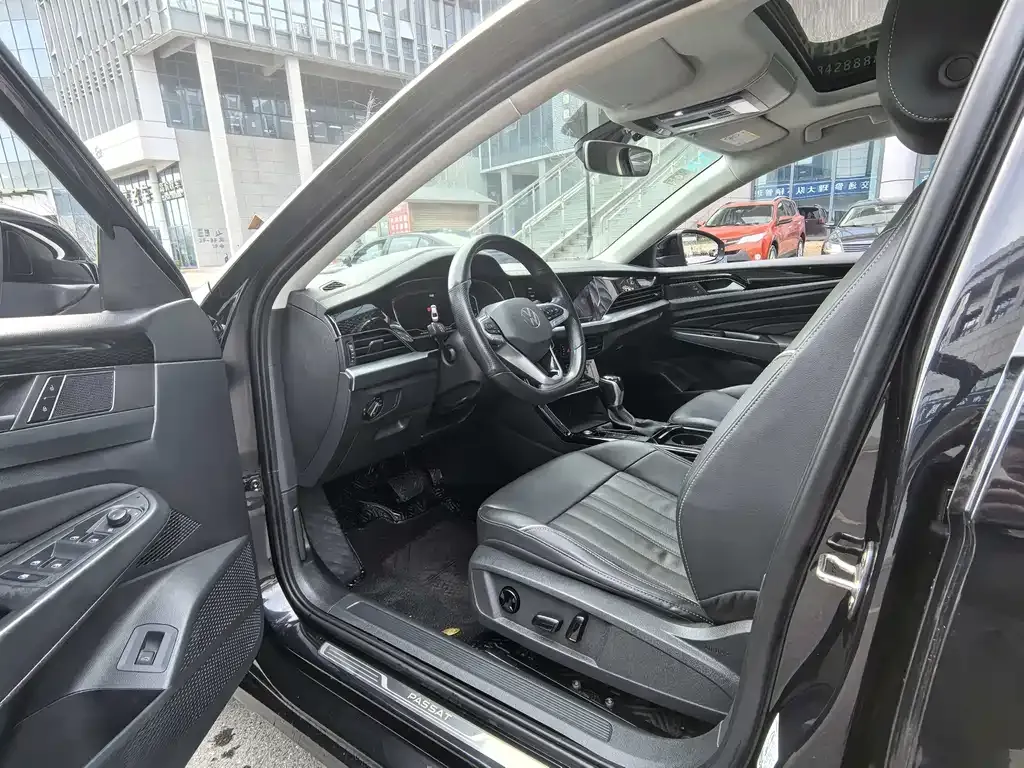 Volkswagen Passat 2021 из CN, фото 6