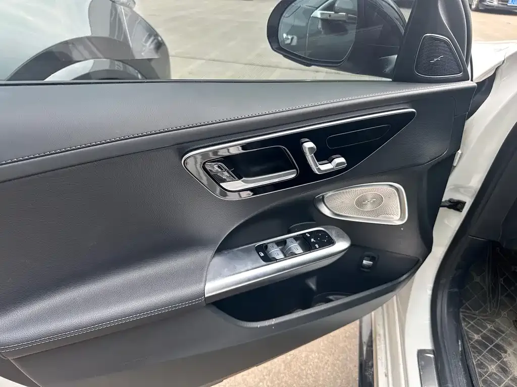 Mercedes-Benz C-Class 2025 из CN, фото 3