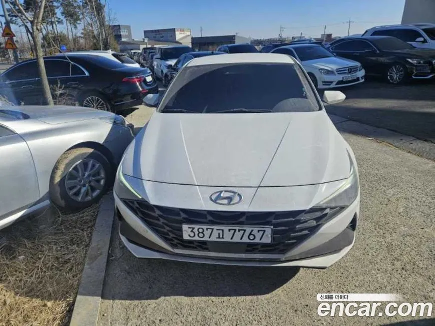 Hyundai AVANTE — фото 2